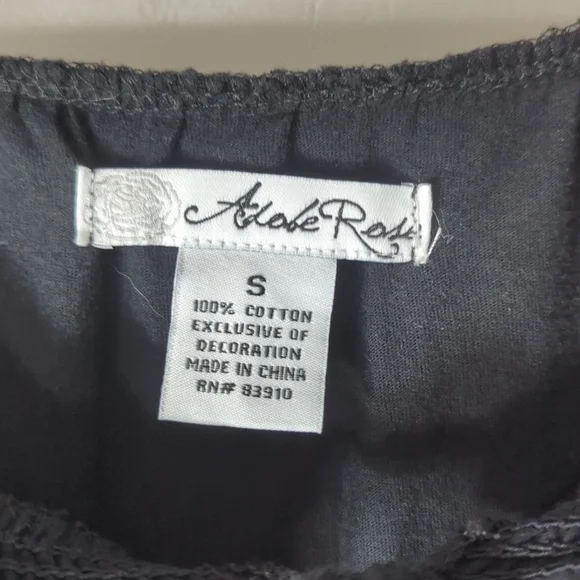 The Buckle Floral Embroidered Peasant/Milkmaid Top - Picture 2 of 4